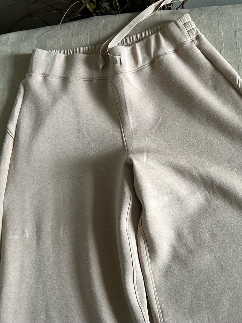 Spanx Air Essentials Pull On Wide Leg Pant in Dune - Picture 15 of 15